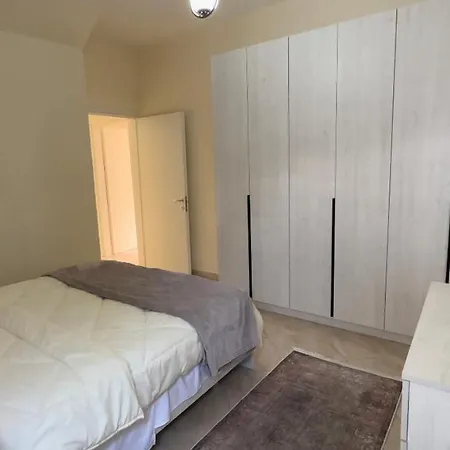 S&f Centre Apartament Tirana