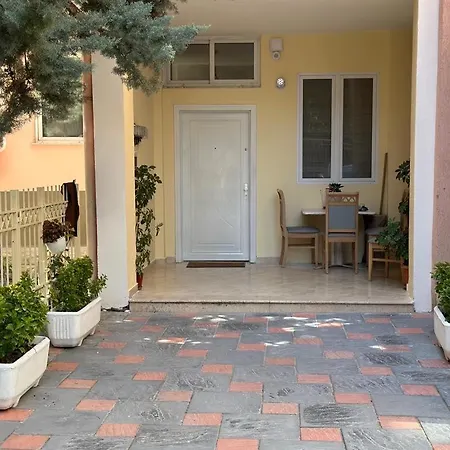 S&f Centre Apartament *